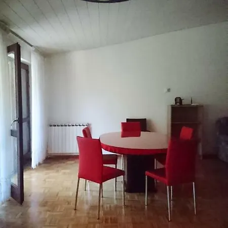 Nice Spacious Rozna Dolina 아파트 *