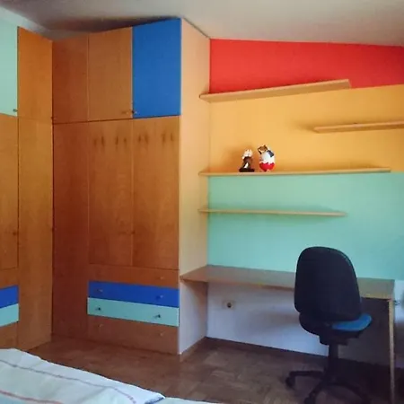 Nice Spacious Rozna Dolina *